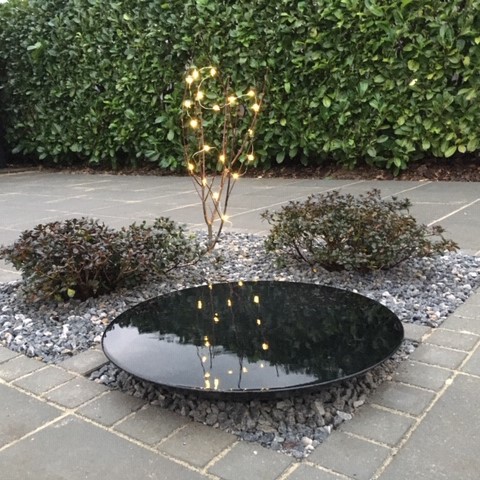 Sortlakeret spejlbassin med påsvejst fod | Ø100 cm